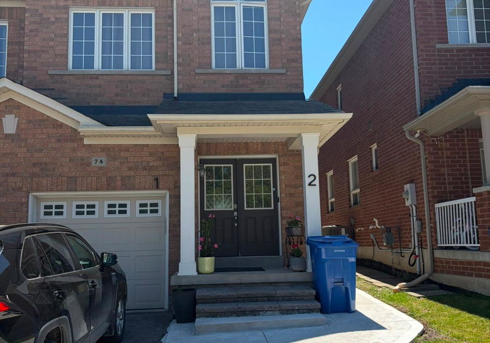 74-four-seasons-crescent-newmarket-ontario-n13239726