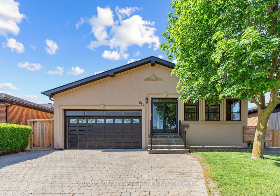 654-woodbridge-avenue-vaughan-ontario-n13240228