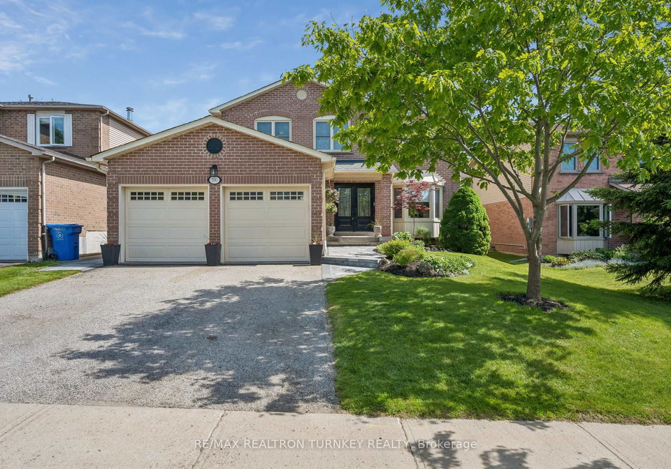 330-bristol-road-newmarket-ontario-n13240630