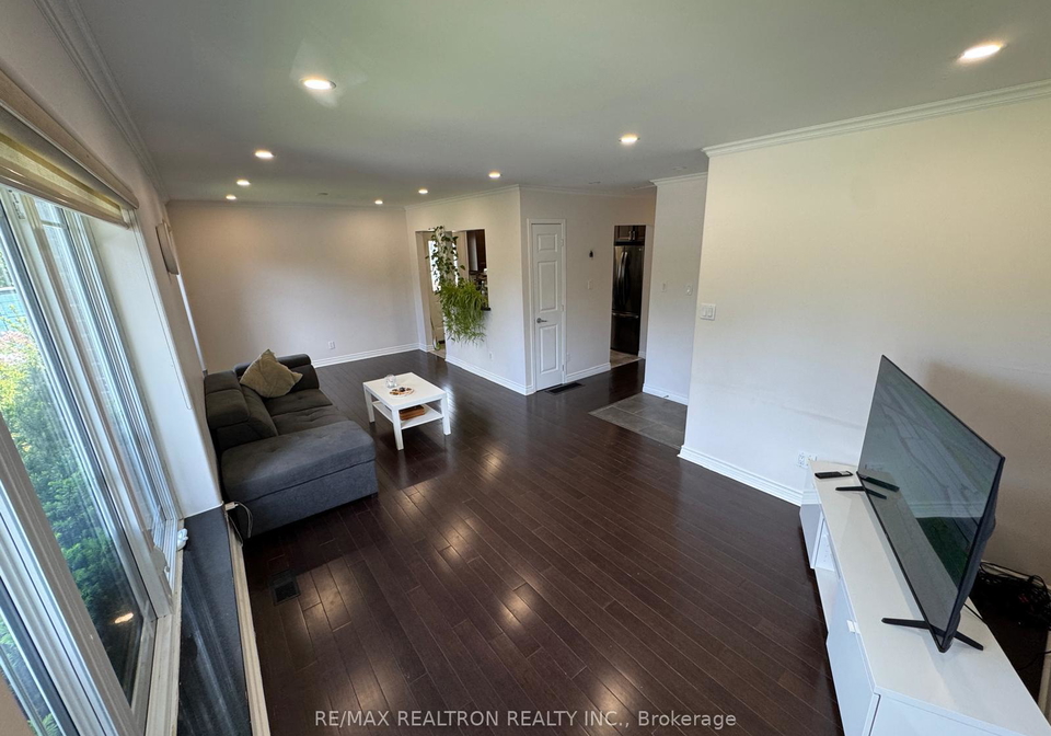 93-aurora-heights-drive-aurora-ontario-n13240788