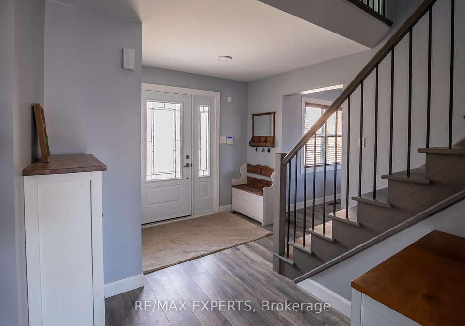 213-melbourne-drive-bradford-west-gwillimbury-ontario-n13241798