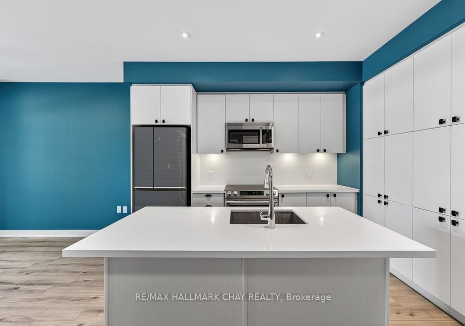 375-sea-ray-avenue-innisfil-ontario-n13241844