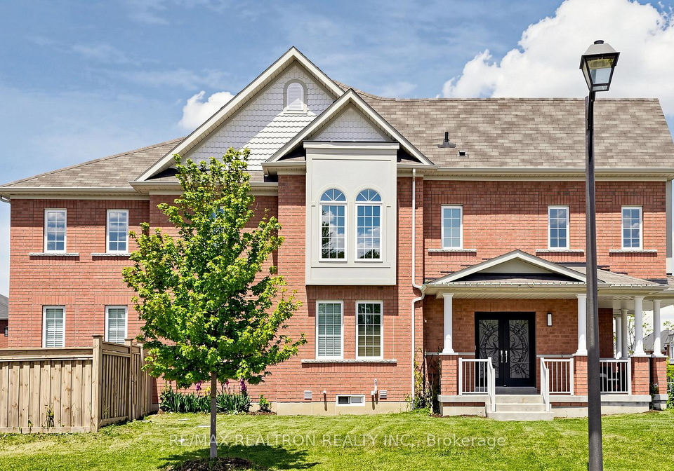 2-flute-street-whitchurch-stouffville-ontario-n13242000