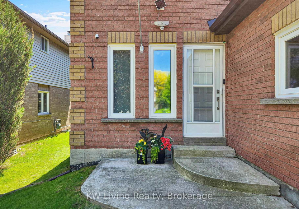 37-magani-avenue-bradford-west-gwillimbury-ontario-n13242002
