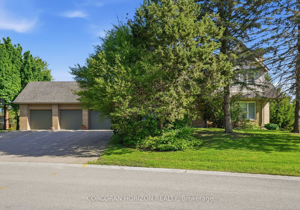18-curtis-crescent-king-ontario-n13242386