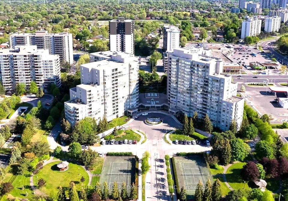 7-townsgate-drive-vaughan-ontario-n13242504
