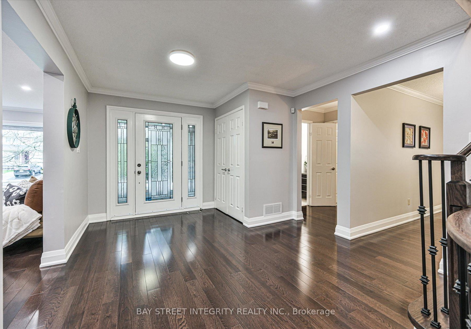535-malvern-crescent-newmarket-ontario-n13243598
