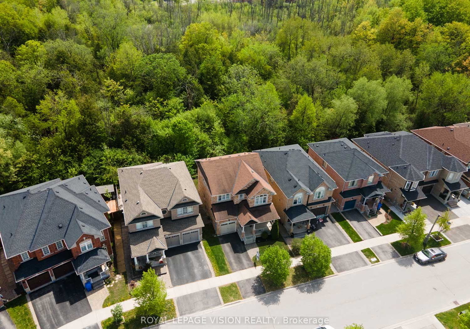 27-ida-jane-grove-whitchurch-stouffville-ontario-n13243668