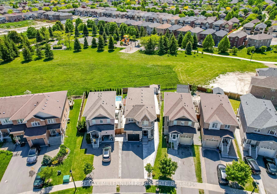 356-rannie-road-newmarket-ontario-n13245484