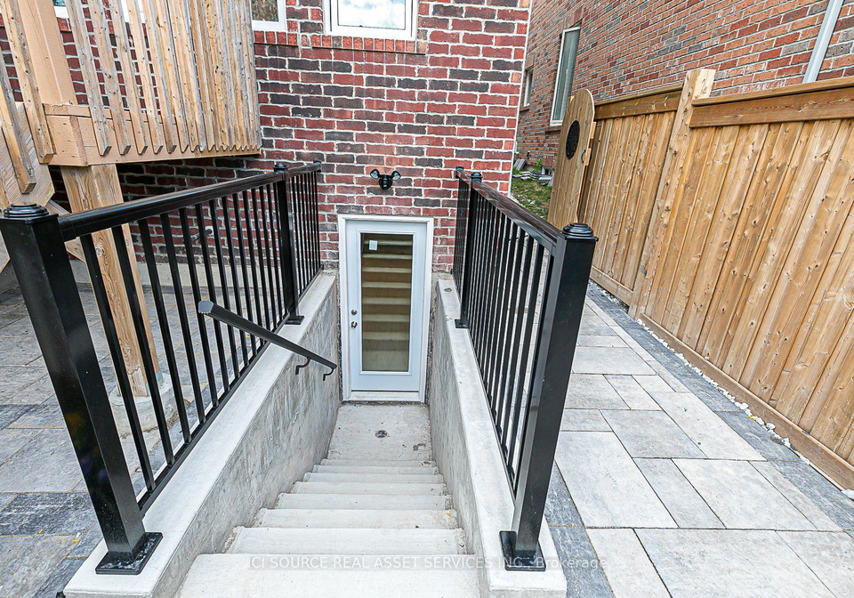 747-langford-boulevard-bradford-west-gwillimbury-ontario-n13246368