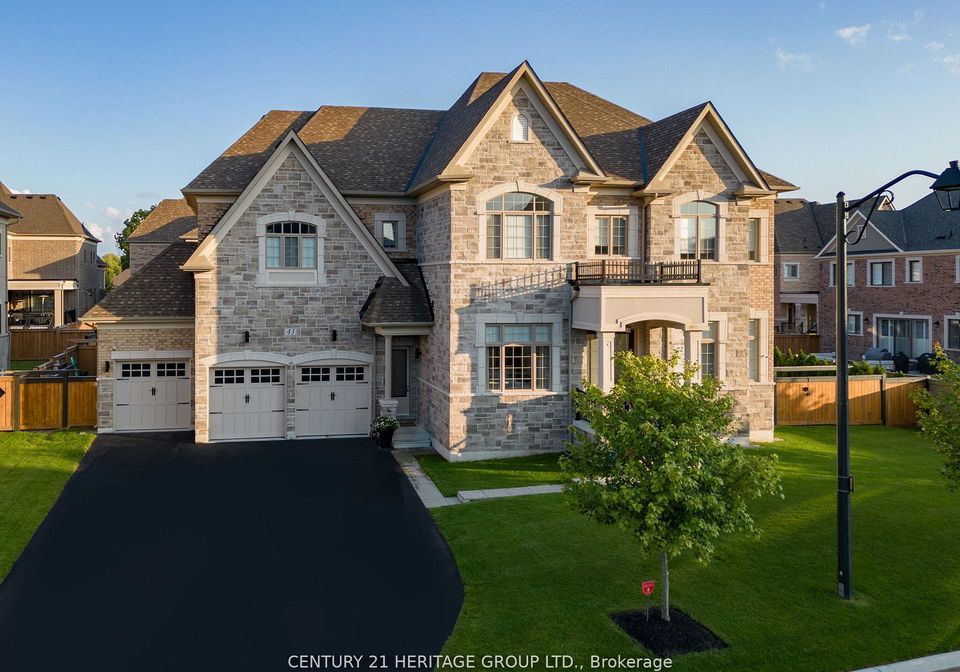 43-sir-henry-court-king-ontario-n13246766