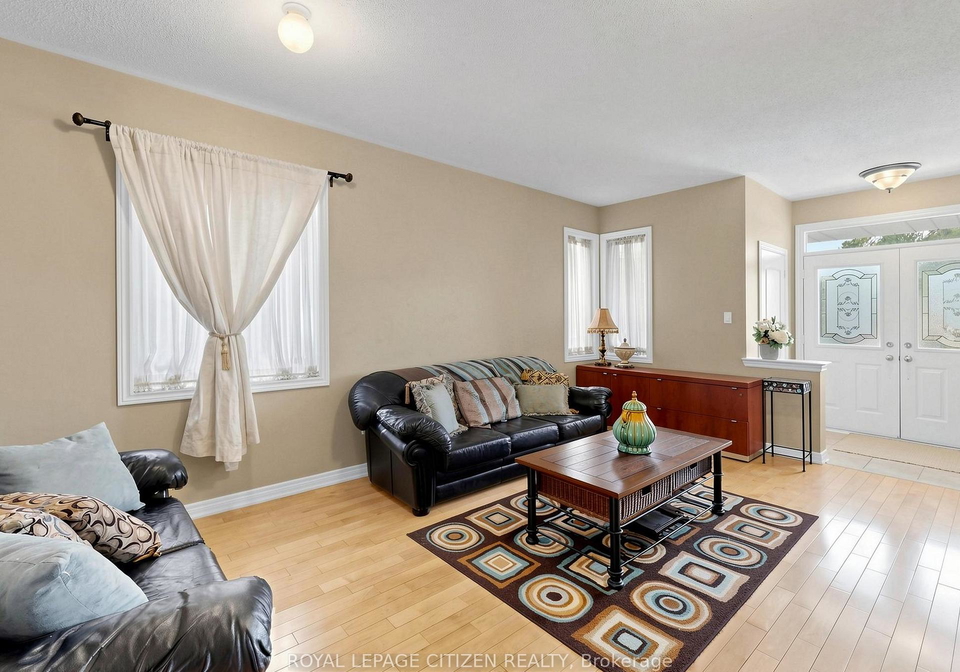 23-planter-crescent-vaughan-ontario-n13246878