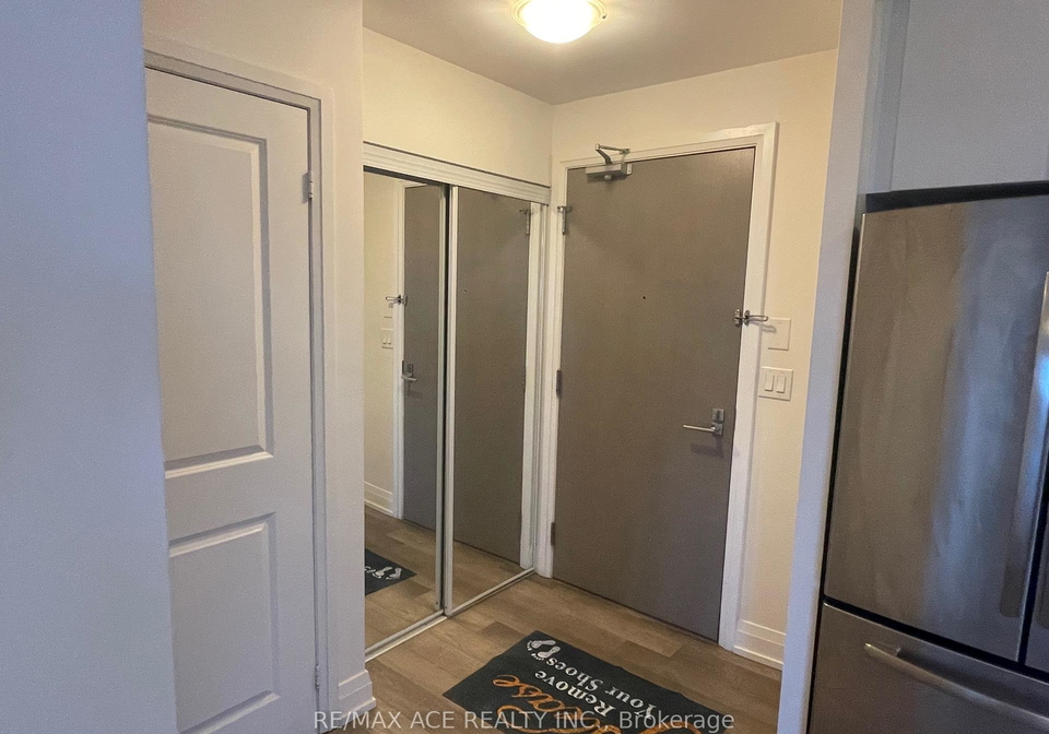 7165-yonge-street-markham-ontario-n13246982
