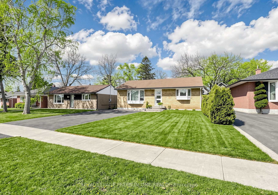 72-thornton-avenue-bradford-west-gwillimbury-ontario-n13247478
