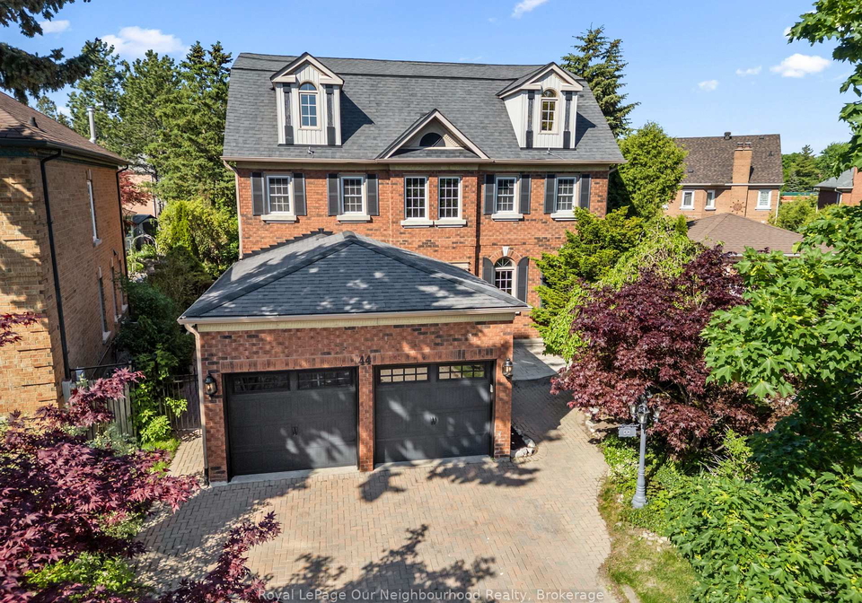 44-gatcombe-circle-richmond-hill-ontario-n13249174