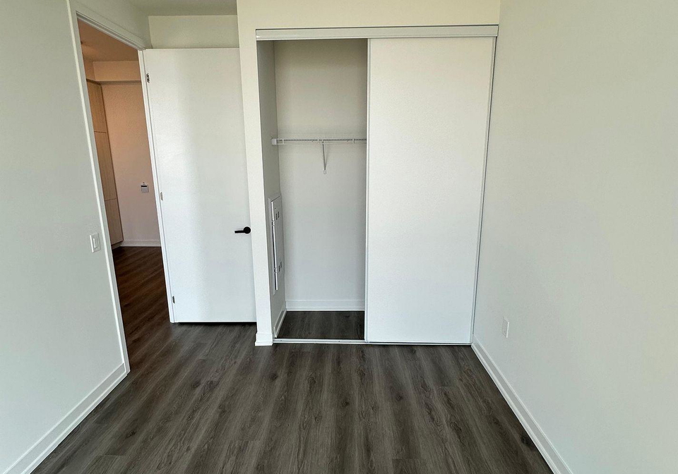 225-commerce-street-vaughan-ontario-n13249220