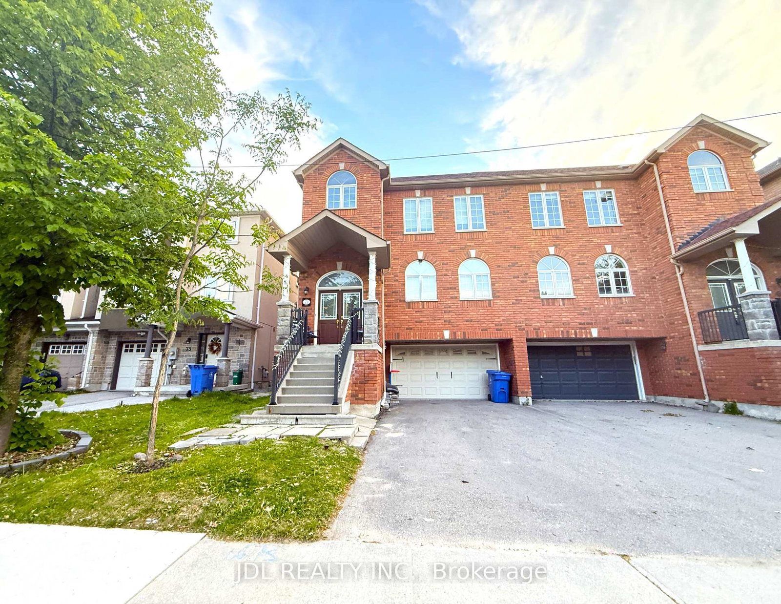 71-gail-parks-crescent-newmarket-ontario-n13249904