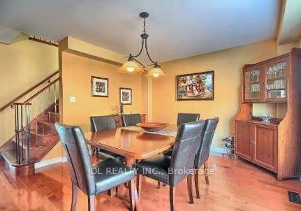 71-gail-parks-crescent-newmarket-ontario-n13249904
