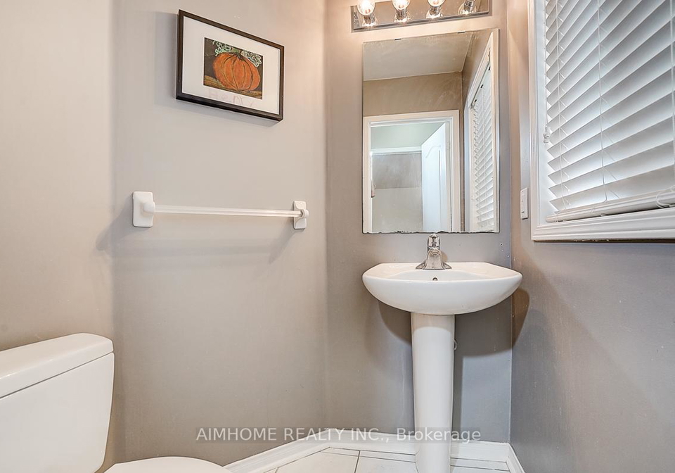 969-oaktree-crescent-newmarket-ontario-n13250390