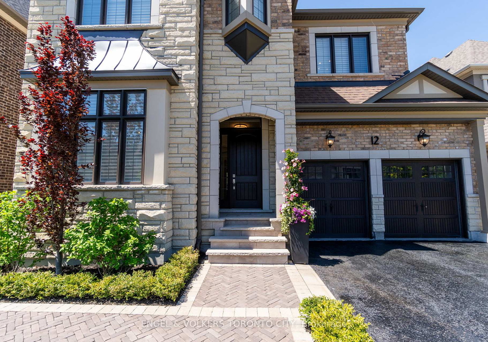12-cairns-gate-king-ontario-n13258980