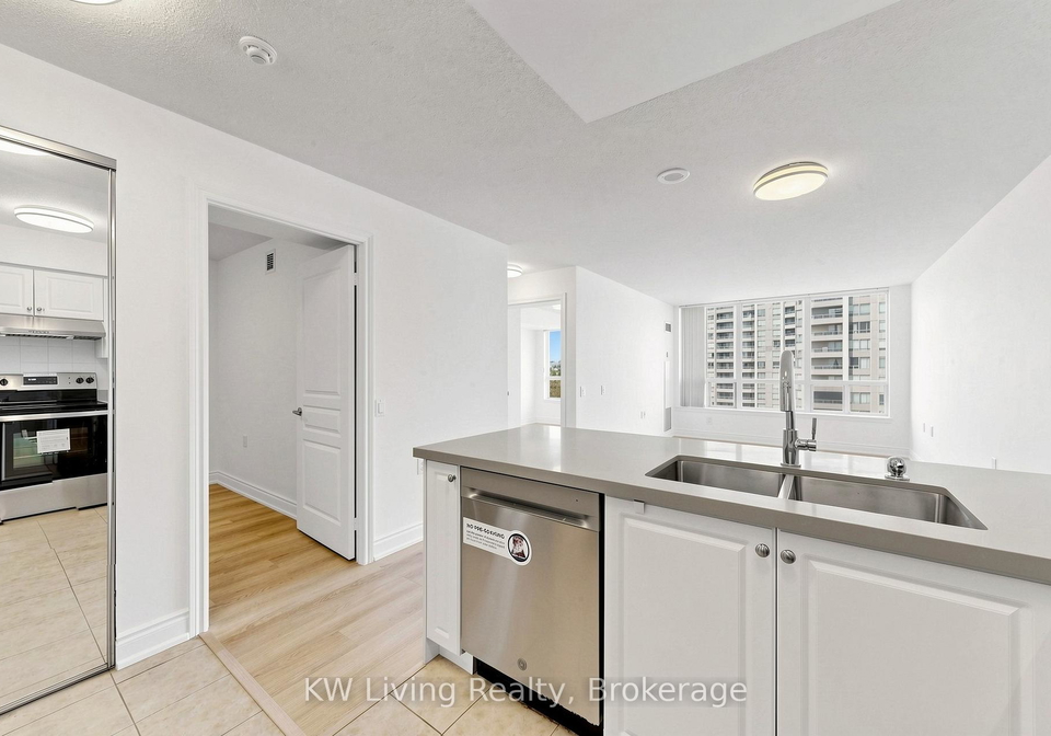 9017-leslie-street-richmond-hill-ontario-n13285558