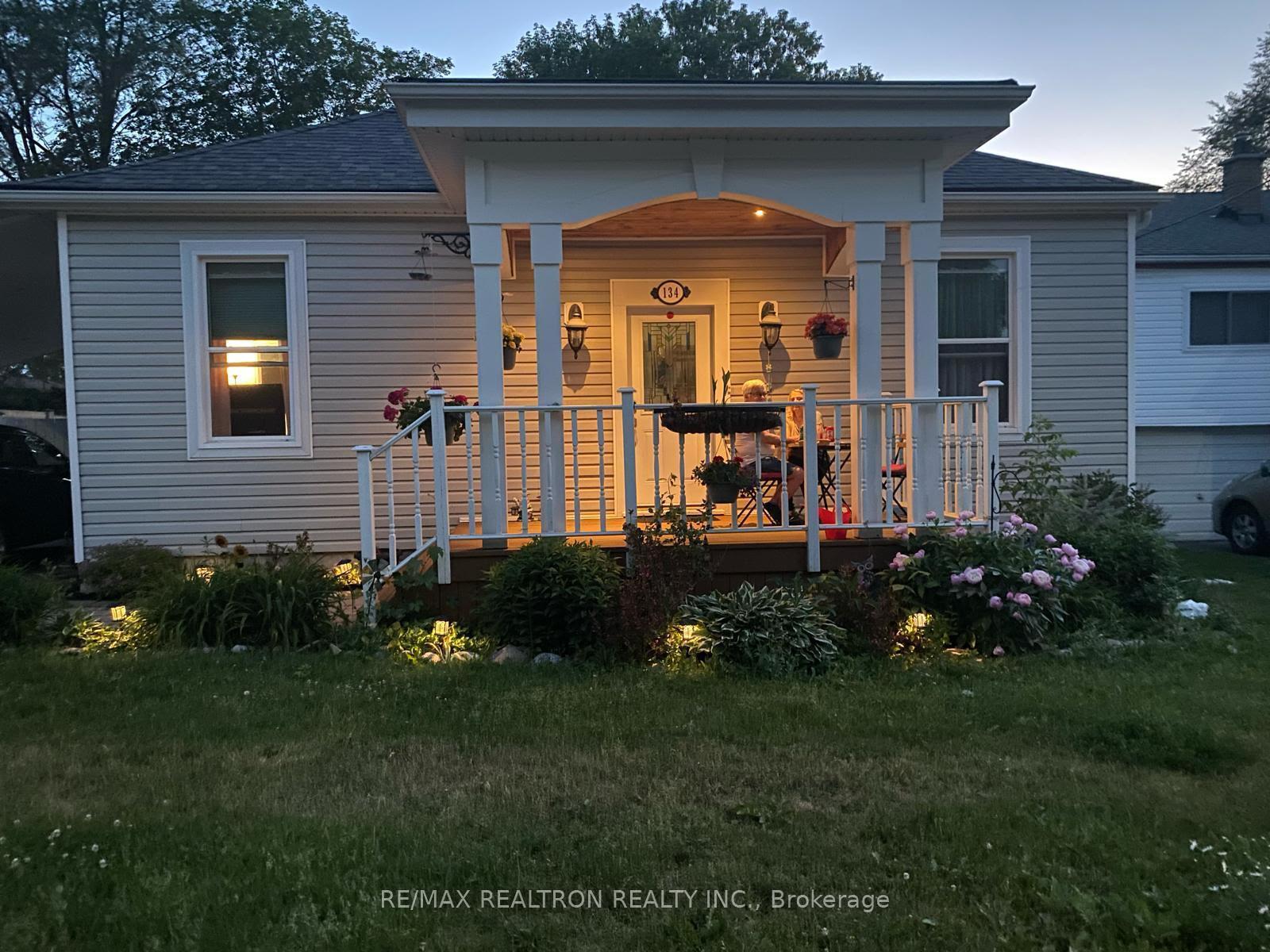 134-wesley-street-newmarket-ontario-n13288914