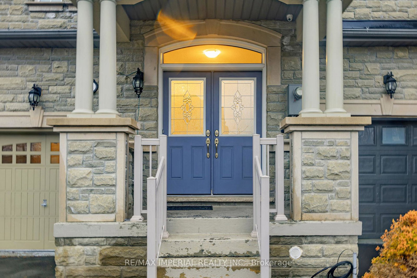 28-spruce-pine-crescent-vaughan-ontario-n13410186