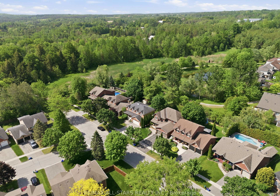 10-forsythe-drive-uxbridge-ontario-n13410236