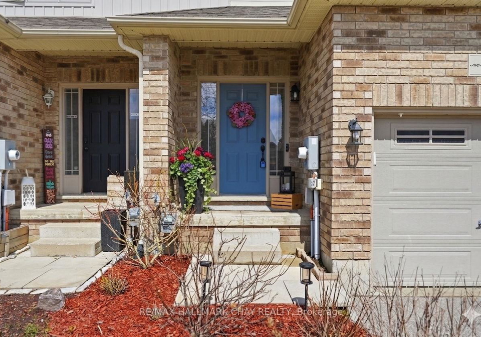 215-banting-crescent-essa-ontario-n13410382