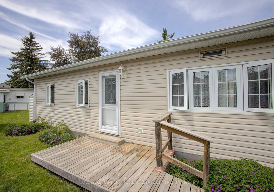 4-locust-hill-drive-innisfil-ontario-n13410524