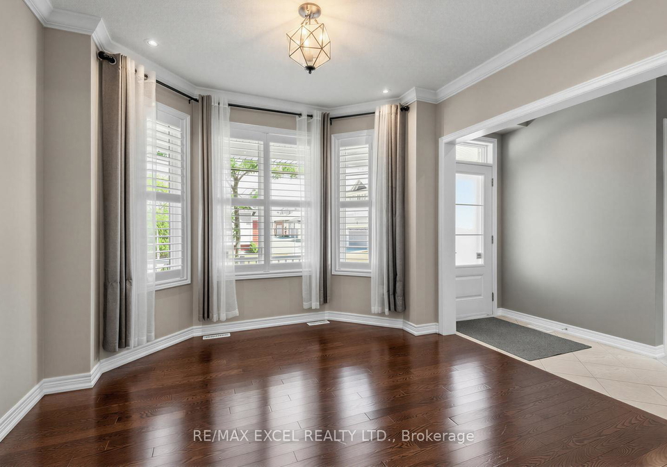 25-demott-avenue-markham-ontario-n13410588