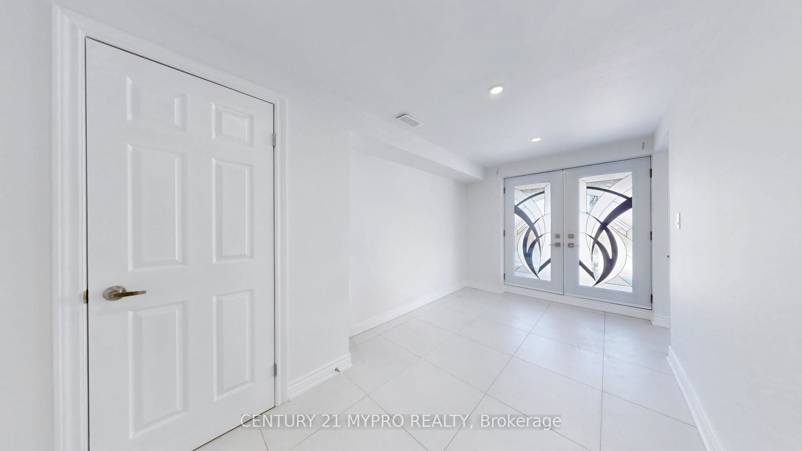 13-manor-glen-crescent-east-gwillimbury-ontario-n13410870