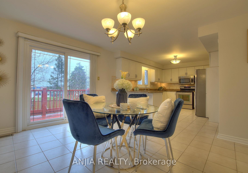 22-chiltern-hill-richmond-hill-ontario-n13411520