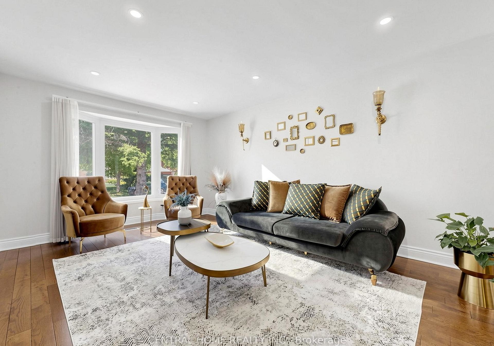 48-ballard-crescent-newmarket-ontario-n13411620