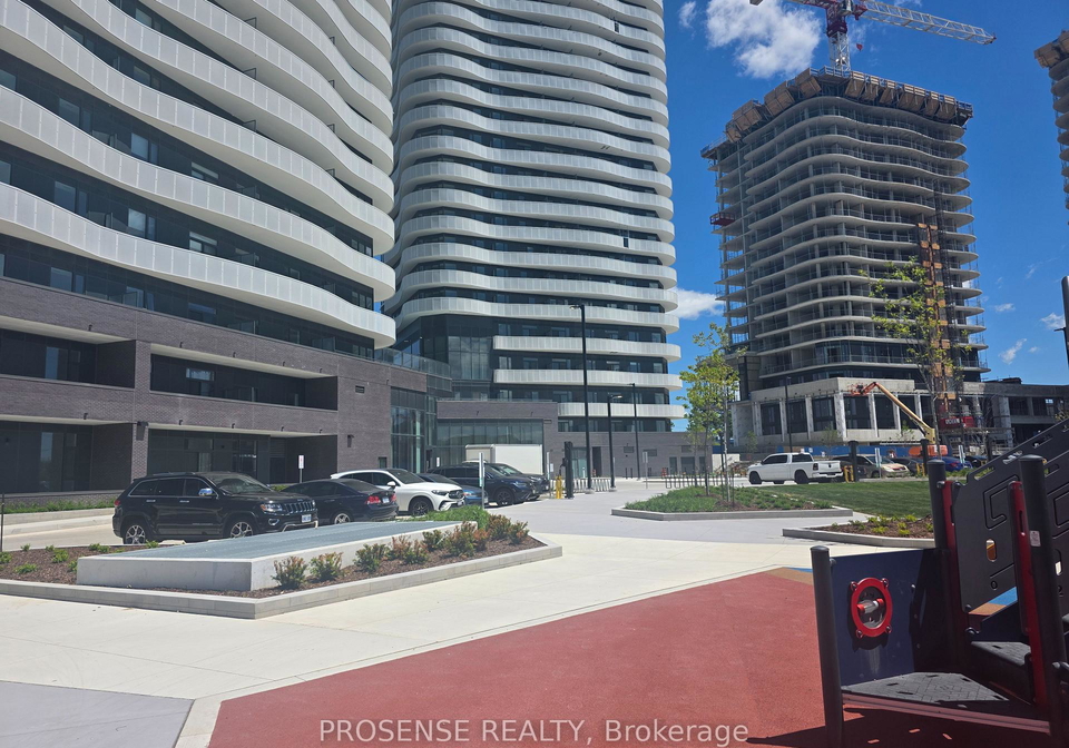10-flavelle-trail-vaughan-ontario-n13411654