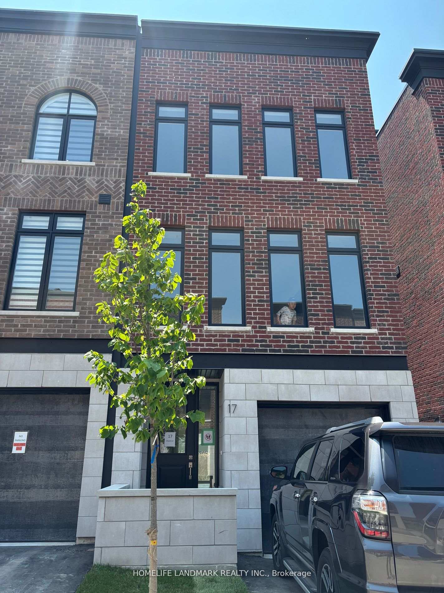17-chestnut-court-aurora-ontario-n13411664