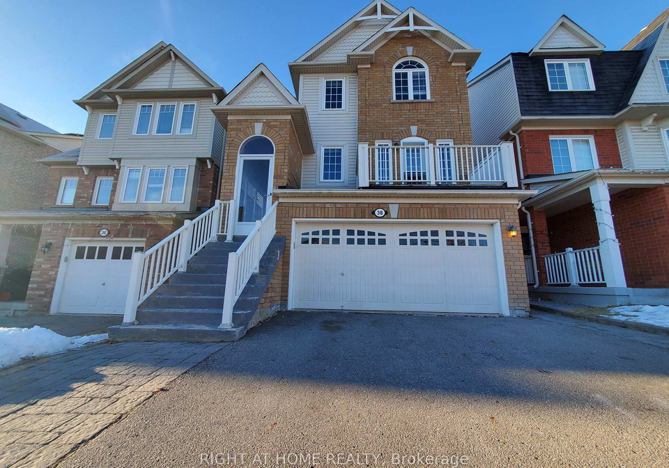 38-cliff-gunn-road-newmarket-ontario-n13411818