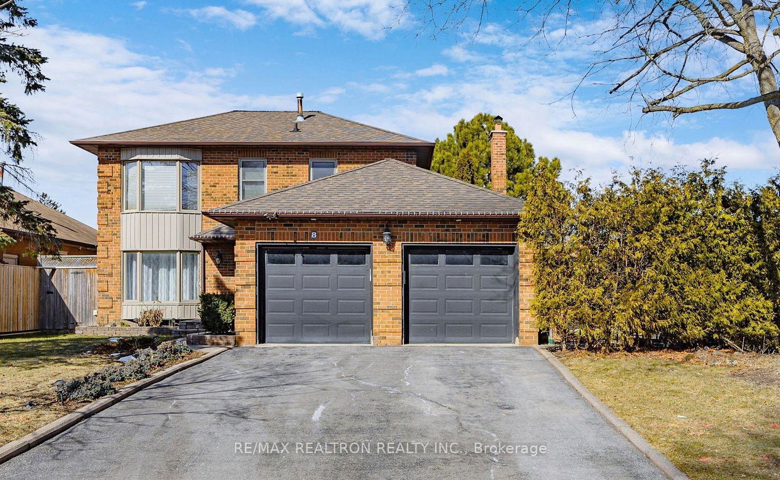 8-trillium-drive-aurora-ontario-n13411920