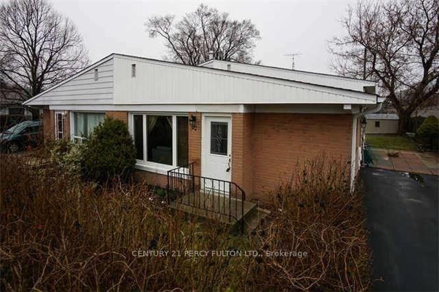 92-septonne-avenue-newmarket-ontario-n13412220