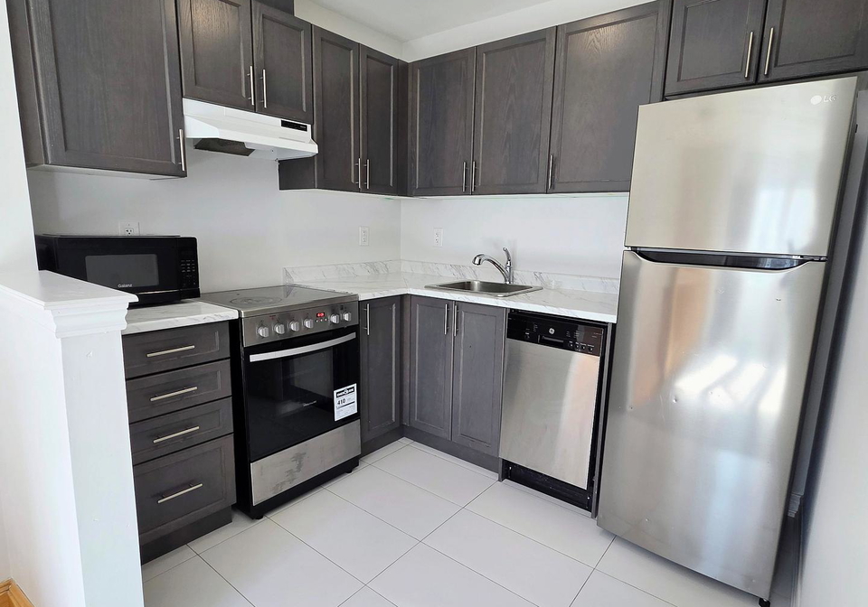 9-waterleaf-road-markham-ontario-n13412240