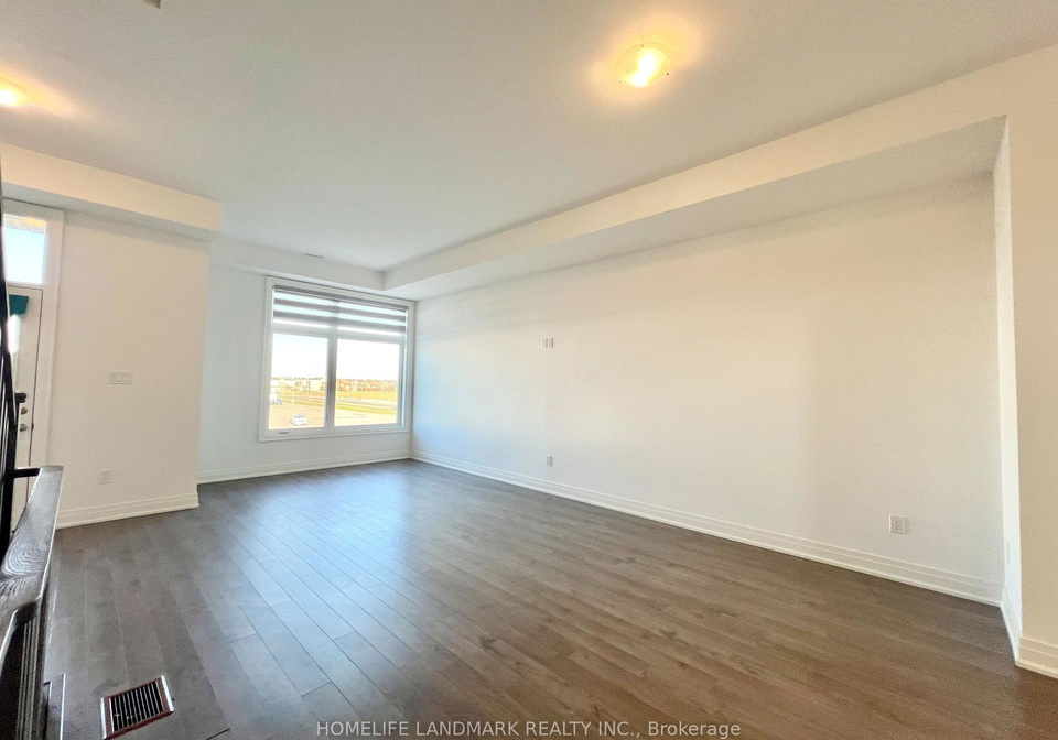 9-alan-francis-lane-markham-ontario-n13412320