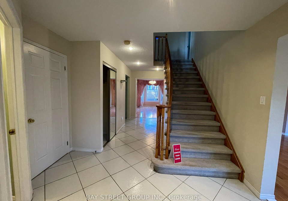36-tomlinson-circle-markham-ontario-n13412564