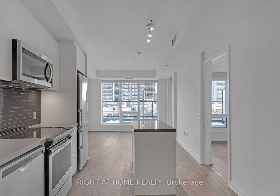 8868-yonge-street-richmond-hill-ontario-n13412734