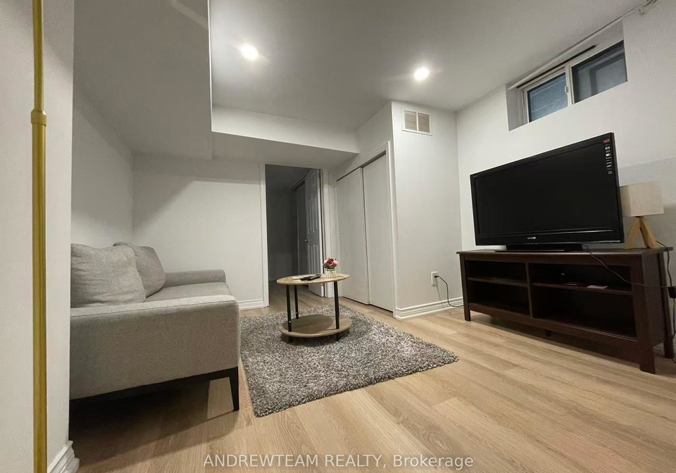 382-lynett-crescent-richmond-hill-ontario-n13412888