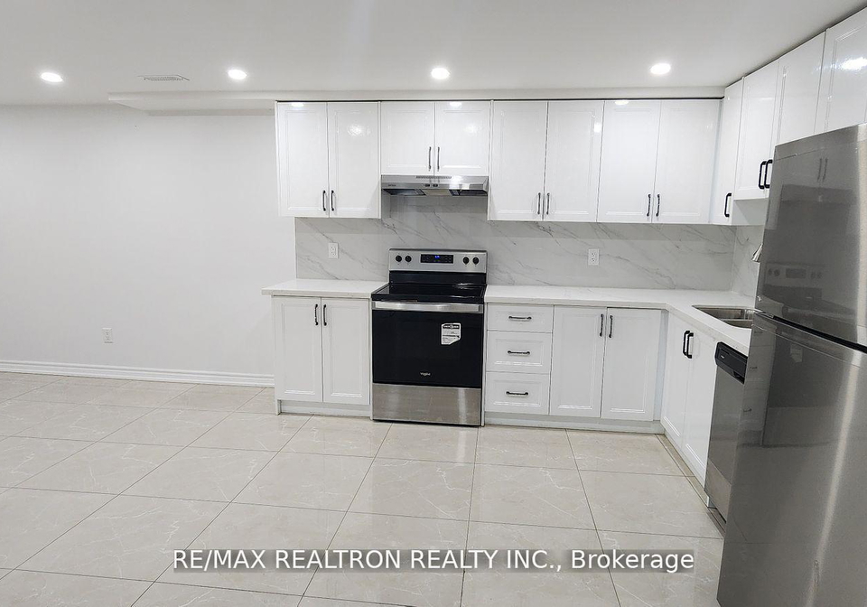 174-adventure-crescent-vaughan-ontario-n13413434
