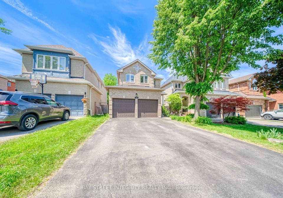 129-fadine-road-newmarket-ontario-n13413456