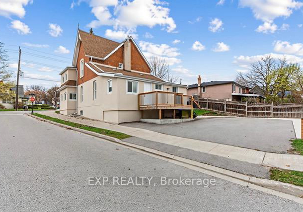 79-barrie-street-e-bradford-west-gwillimbury-ontario-n13415300