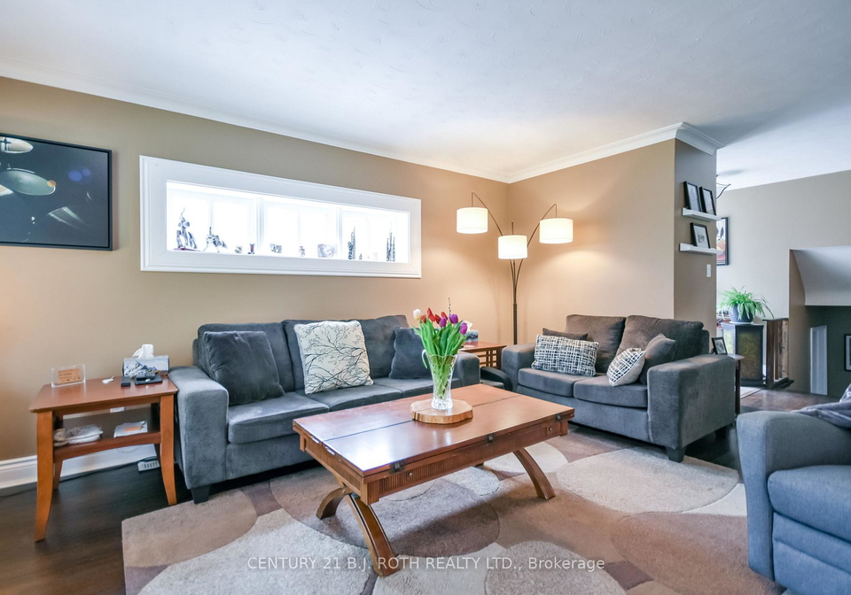 128-cherrywood-drive-newmarket-ontario-n13416474