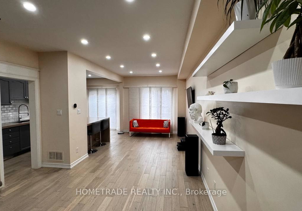 231-denise-circle-newmarket-ontario-n13416758