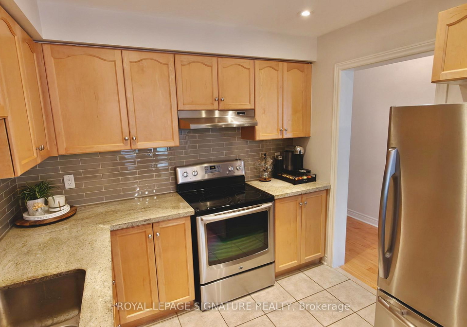 14-ostick-street-aurora-ontario-n13417314